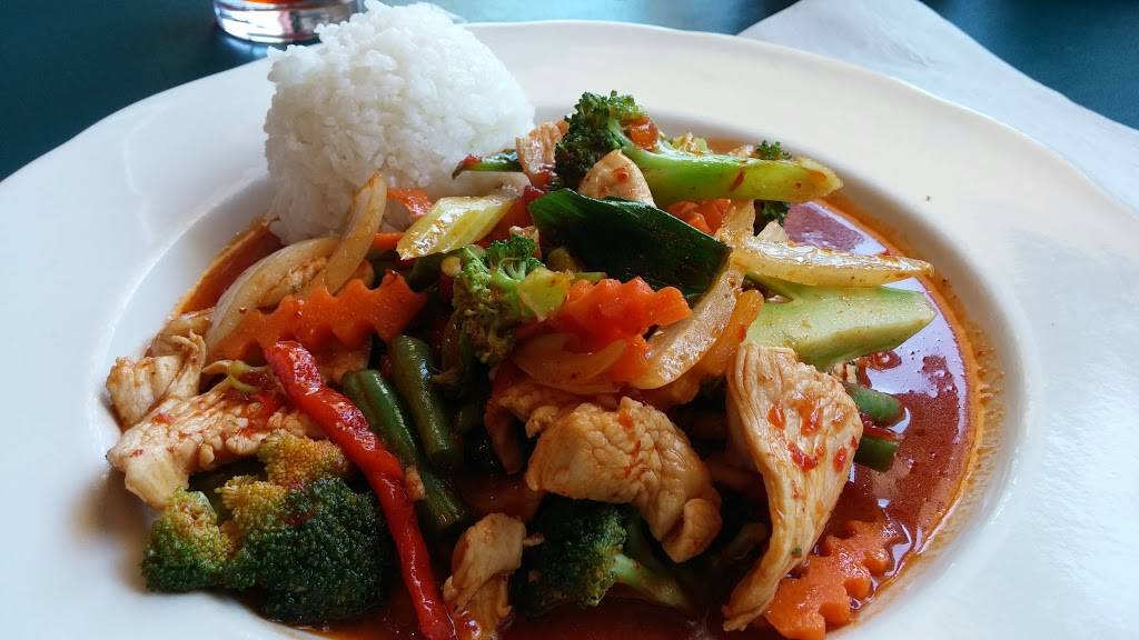Siam Cuisine | restaurant | 4950 Old York Rd, Buckingham, PA 18912, USA | 2157947209 OR +1 215-794-7209