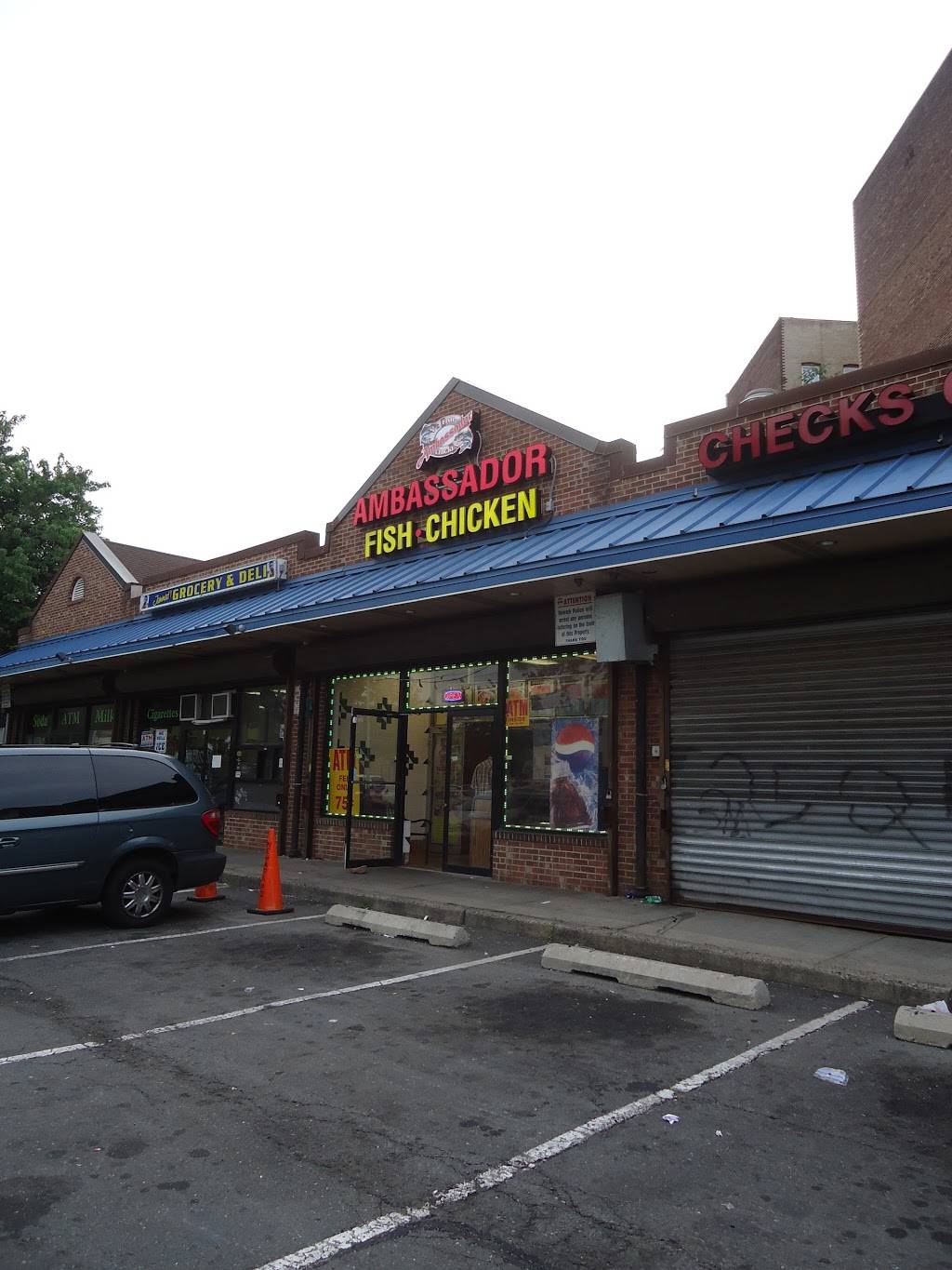 Big New York Chicken & Pizza | restaurant | 139 Clinton Ave, Newark, NJ 07114, USA | 9732730151 OR +1 973-273-0151