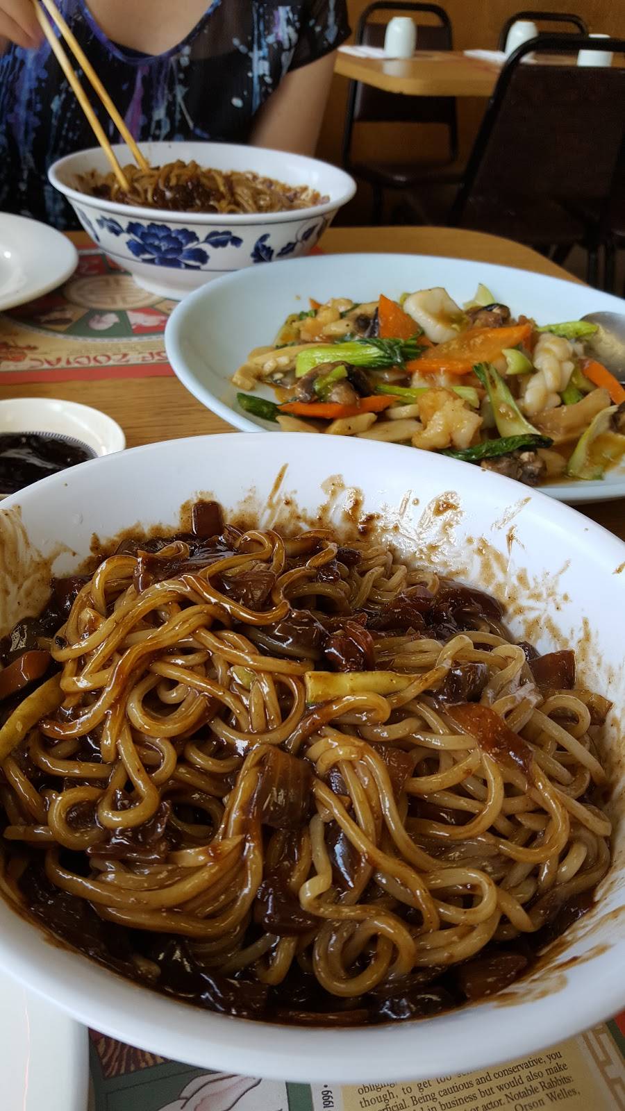 China House | restaurant | 913 W Wise Rd, Schaumburg, IL 60193, USA | 8479856100 OR +1 847-985-6100