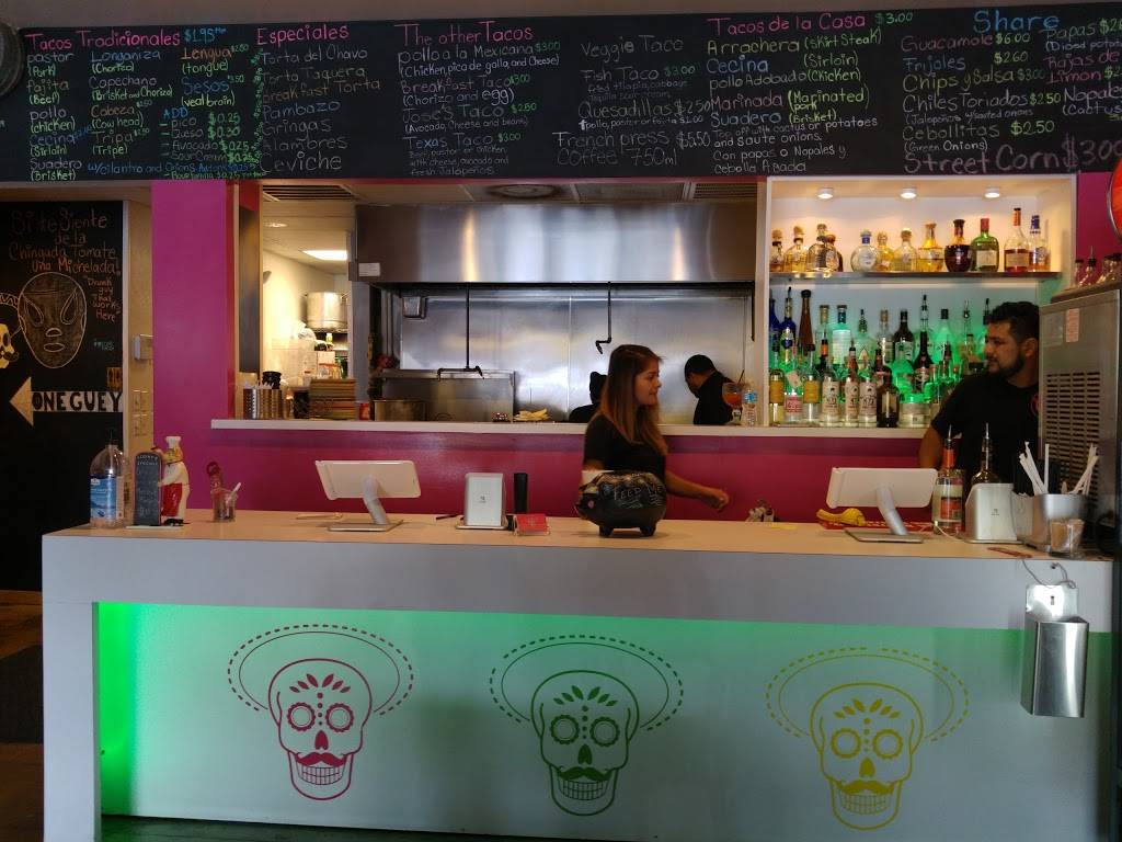 El Come Taco | restaurant | 2513 N Fitzhugh Ave, Dallas, TX 75204, USA | 2148213738 OR +1 214-821-3738