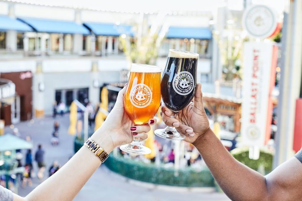 Ballast Point Brewing Anaheim | restaurant | 1540 S Disneyland Dr #201, Anaheim, CA 92802, USA | 7146879813 OR +1 714-687-9813
