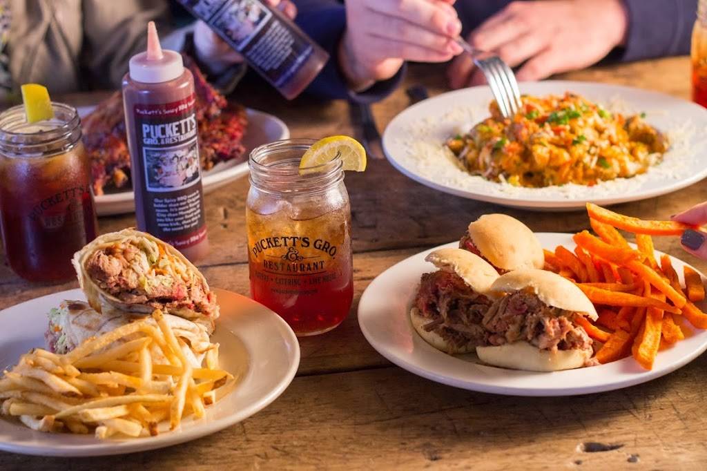 Pucketts Grocery & Restaurant - Downtown Chattanooga | restaurant | 2 W Aquarium Way, Chattanooga, TN 37402, USA | 4237088505 OR +1 423-708-8505