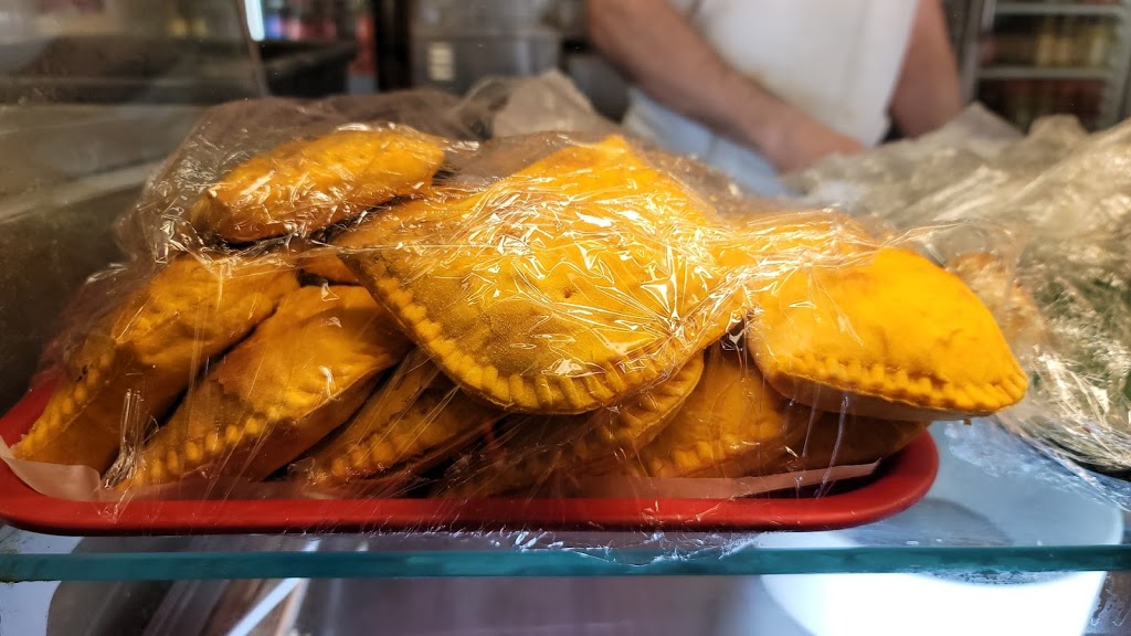 Monte Pizza | meal delivery | 360 E 188th St, Bronx, NY 10458, USA | 7182203938 OR +1 718-220-3938