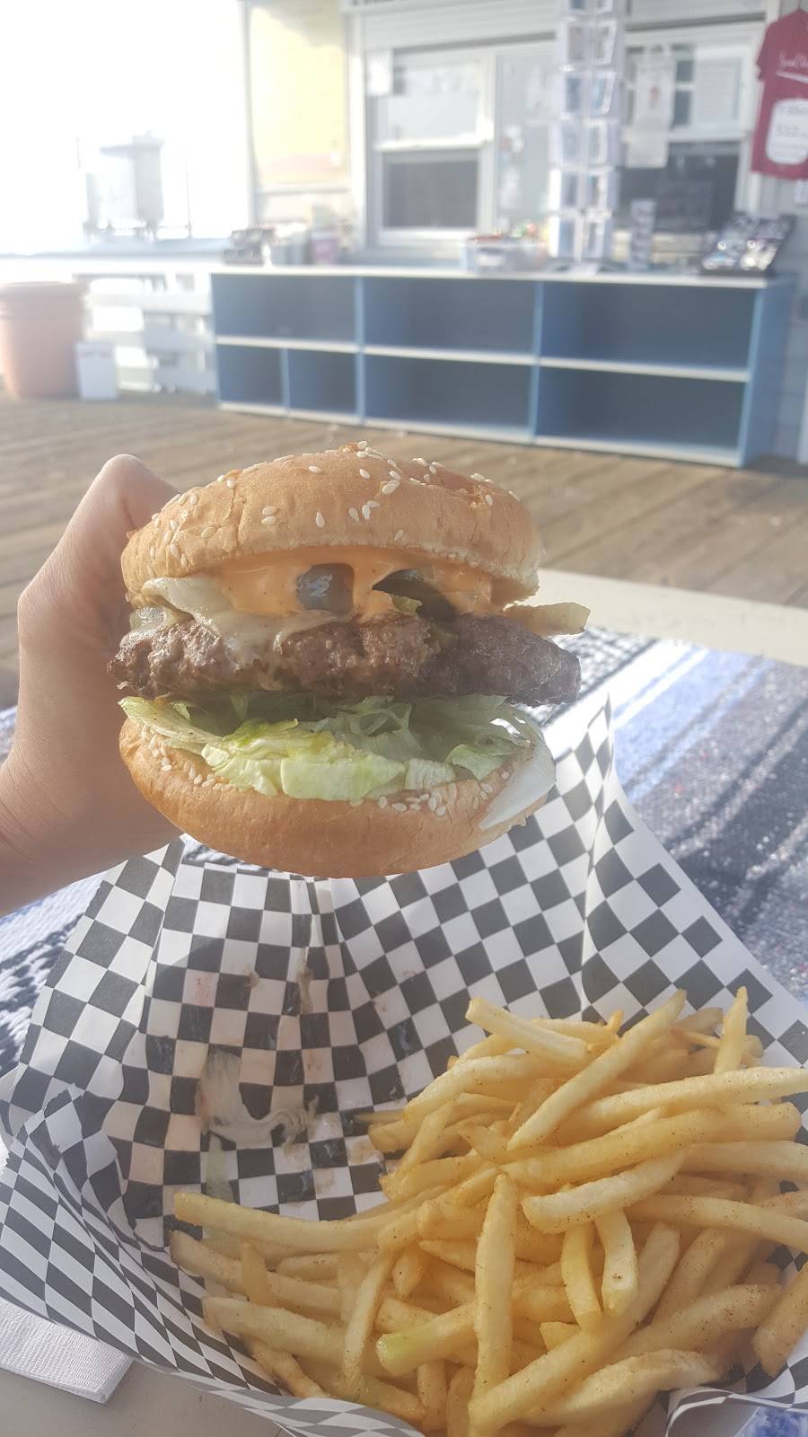 The Pier Grill & Tackle | restaurant | 610 Avenida Victoria, San Clemente, CA 92672, USA | 9494228062 OR +1 949-422-8062