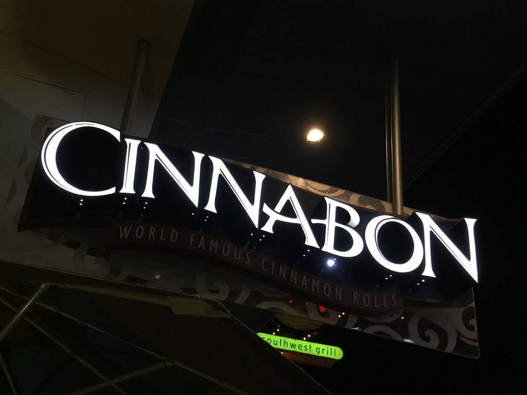 Cinnabon at Islands of Adventure | bakery | 6000 Universal Blvd, Orlando, FL 32819, USA | 4073638000 OR +1 407-363-8000