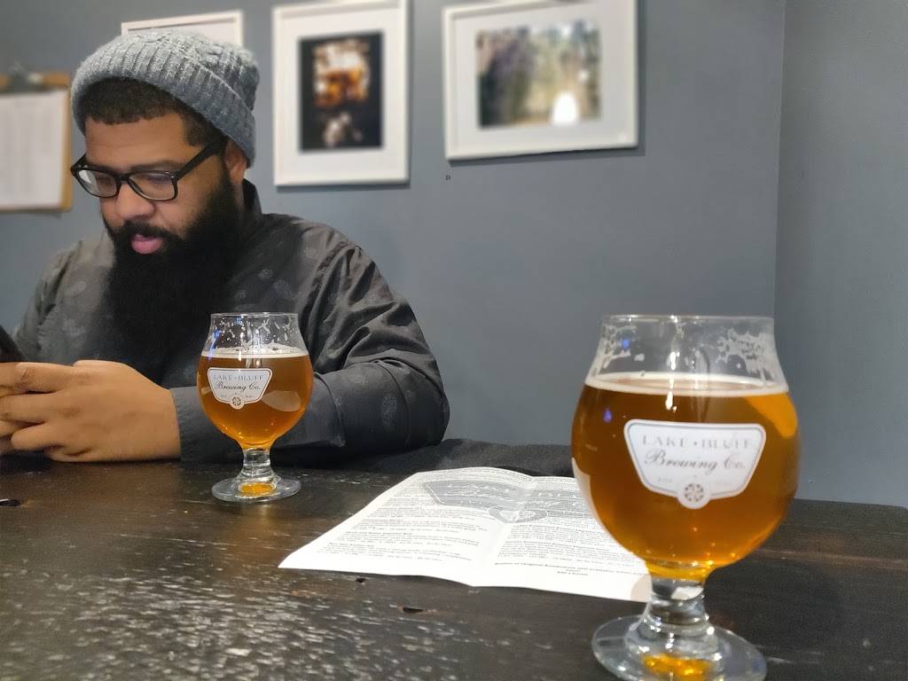 Lake Bluff Brewing Company | restaurant | 16 E Scranton Ave, Lake Bluff, IL 60044, USA | 2245445179 OR +1 224-544-5179