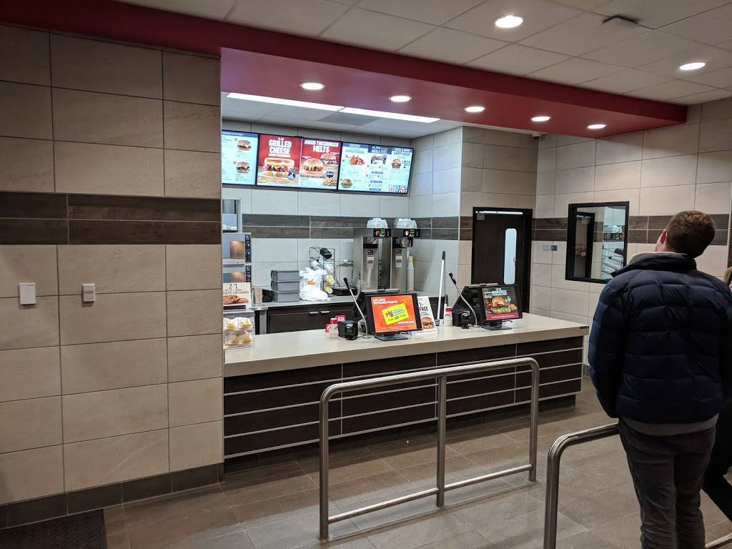 Hardees | restaurant | 9790 Adams St, Holland, MI 49424, USA | 6167723255 OR +1 616-772-3255