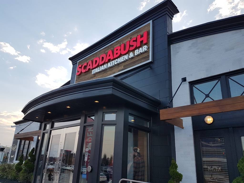 Scaddabush Italian Kitchen & Bar | restaurant | 2015 Winston Park Dr, Oakville, ON L6H 6P5, Canada | 9058293250 OR +1 905-829-3250
