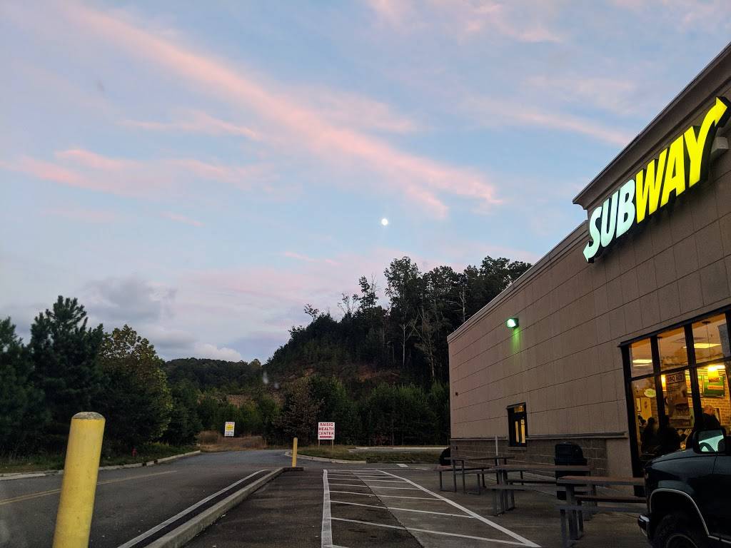 Subway Restaurants | restaurant | 500 Highland Crossing #101, East Ellijay, GA 30540, USA | 7066357827 OR +1 706-635-7827