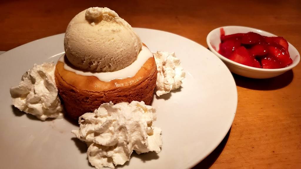 California Pizza Kitchen at Waterford Lakes | restaurant | 695 N. Alafaya Trail, Waterford Lakes Pkwy, Orlando, FL 32828, USA | 4073845689 OR +1 407-384-5689