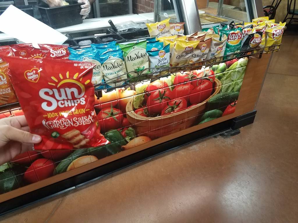 Subway Restaurants | restaurant | 1205 S Illinois Rte 31, Crystal Lake, IL 60014, USA | 8154441103 OR +1 815-444-1103