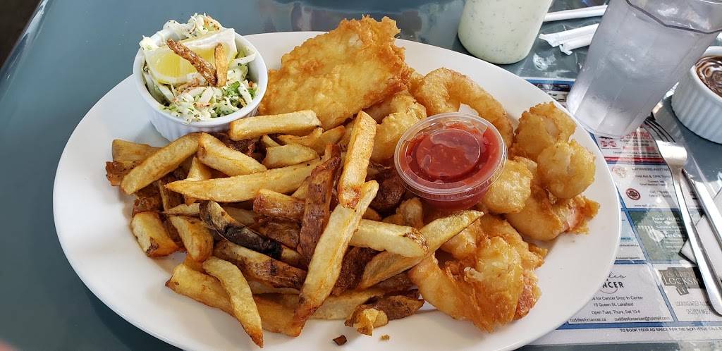 Jacks Family Restaurant ~ Lakefield | restaurant | 1 Strickland St, Lakefield, ON K0L 2H0, Canada | 7056523474 OR +1 705-652-3474