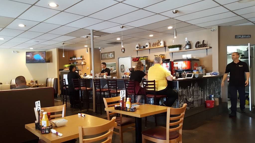 Francos Flapjack Family Restaurant | restaurant | 4164 Bonita Rd, Bonita, CA 91902, USA | 6195121673 OR +1 619-512-1673