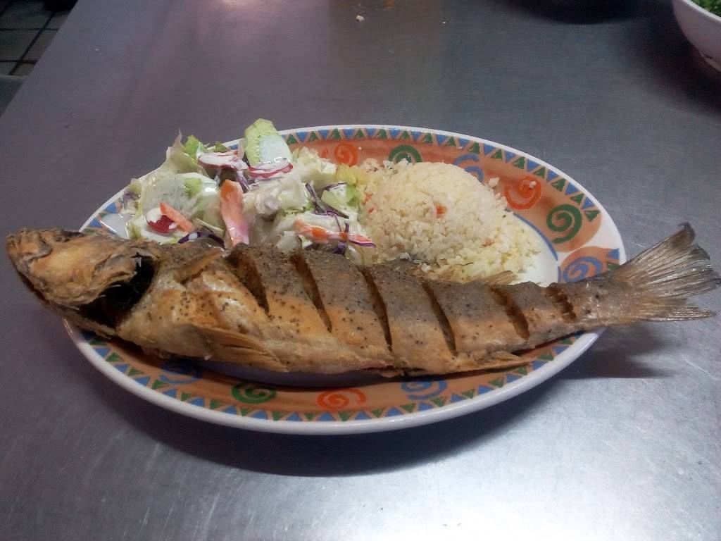 Restaurante de Mariscos Héctor | restaurant | Blvd. Fundadores 8409, El Rubi, 22637 Tijuana, B.C., Mexico | 016646375037 OR +52 664 637 5037