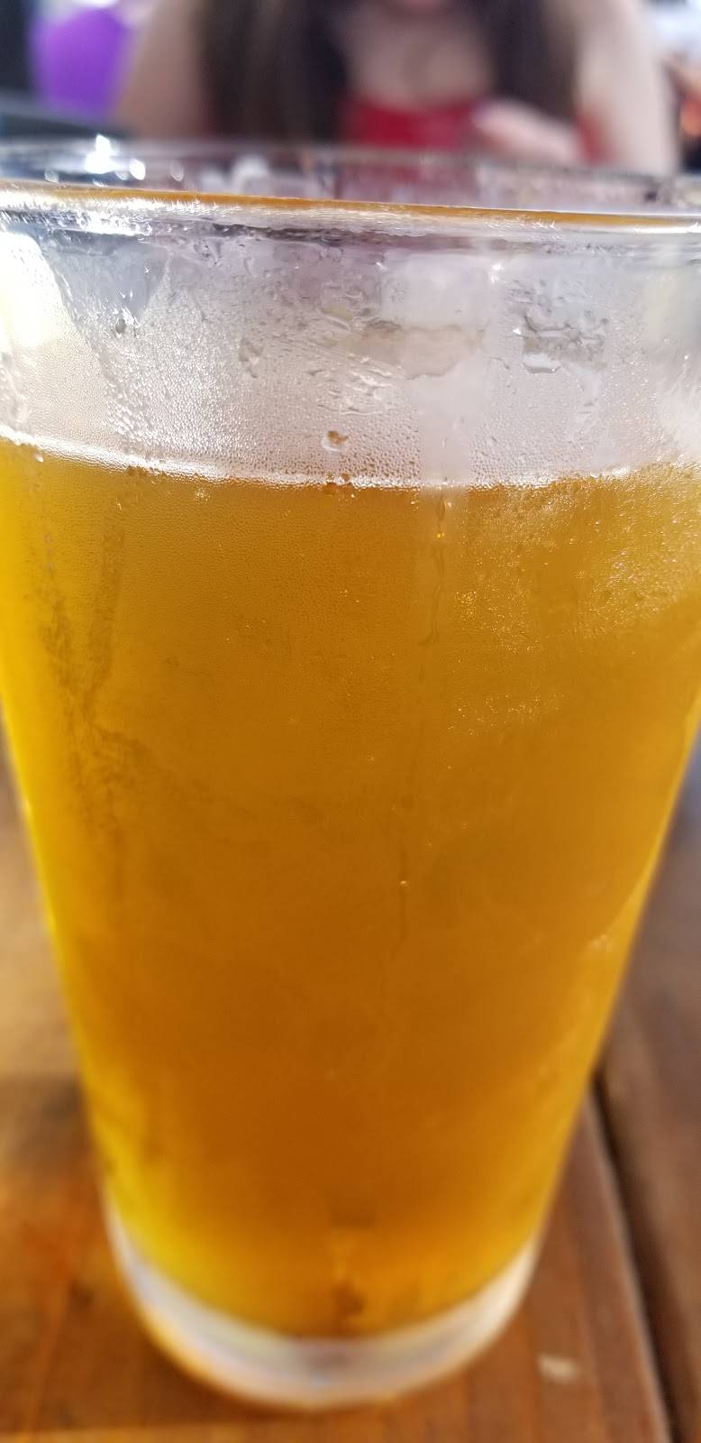 Crocadillos Bar and Grill | restaurant | 109 Fishermans Wharf, Fort Pierce, FL 34950, USA | 7724094495 OR +1 772-409-4495