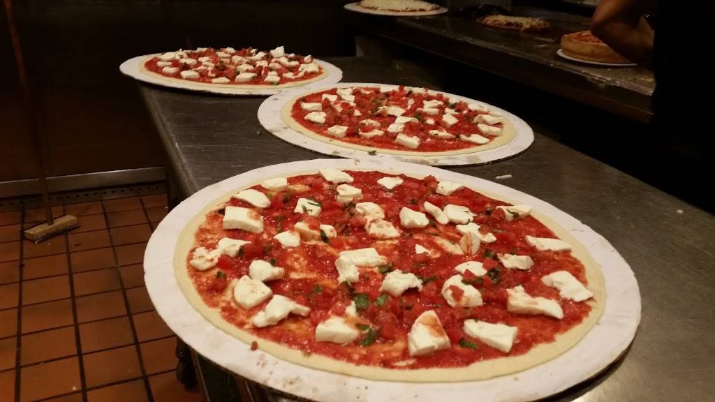 Giordanos | restaurant | 6709 N Northwest Hwy, Chicago, IL 60631, USA | 7734679400 OR +1 773-467-9400