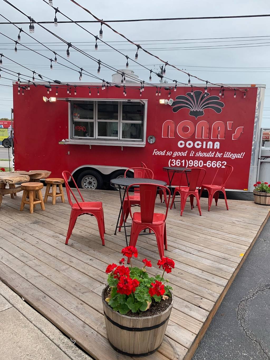 Nona’s Cocina | restaurant | 4006 Weber Rd, Corpus Christi, TX 78411, USA | 3619806662 OR +1 361-980-6662