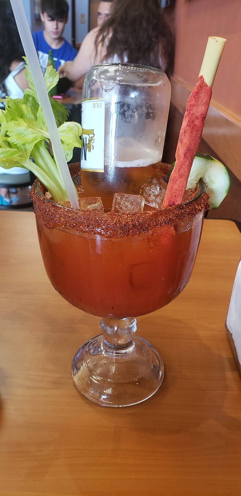 La Sirena mexican seafood &bar | restaurant | 3725 S Carrier Pkwy, Grand Prairie, TX 75052, USA | 2146770616 OR +1 214-677-0616