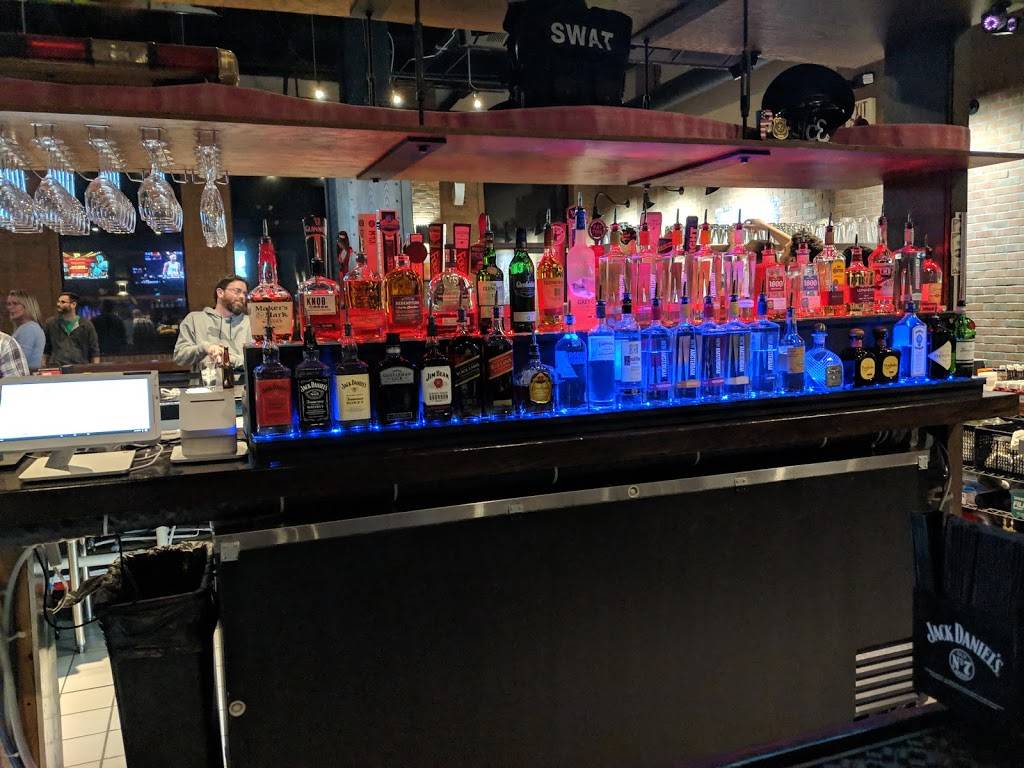 5 th Avenue | restaurant | 25750 Novi Rd #104, Novi, MI 48375, USA | 2485133330 OR +1 248-513-3330