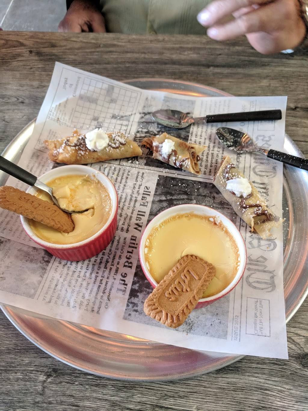 Tiger Loves Pizza | restaurant | 4932 West State Road 46 #1060, Sanford, FL 32771, USA | 4079423438 OR +1 407-942-3438