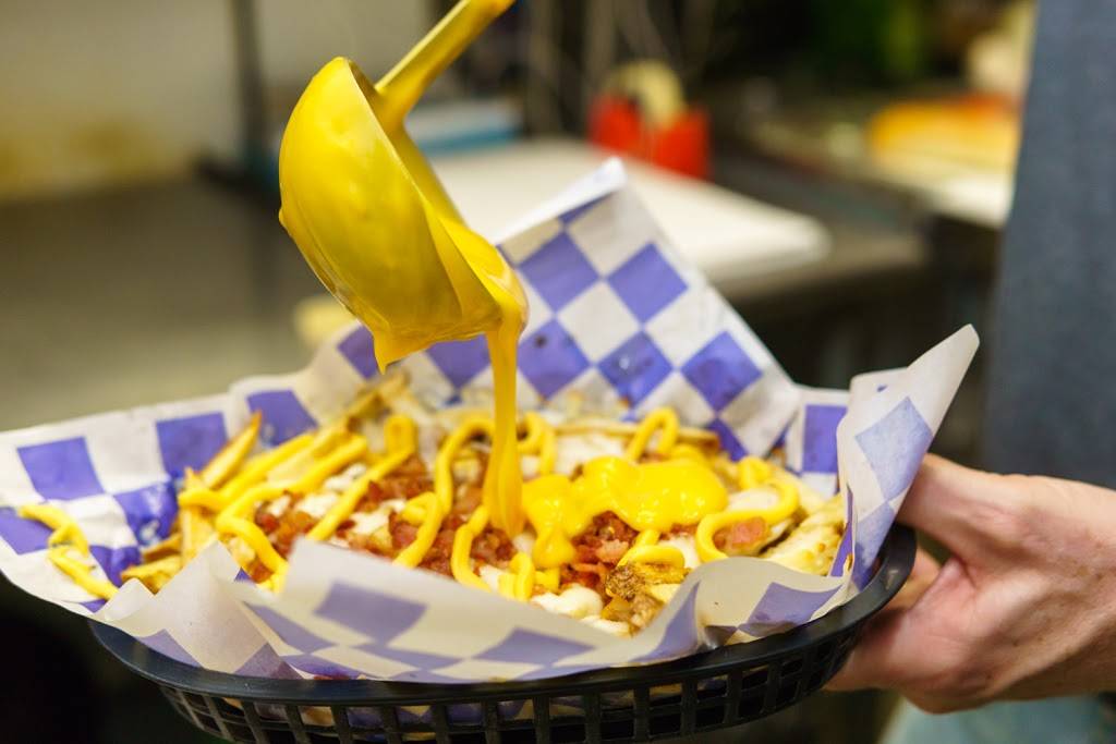 Nias Pizzeria | restaurant | 41 Kings Plaza, Oley, PA 19547, USA | 6109873676 OR +1 610-987-3676