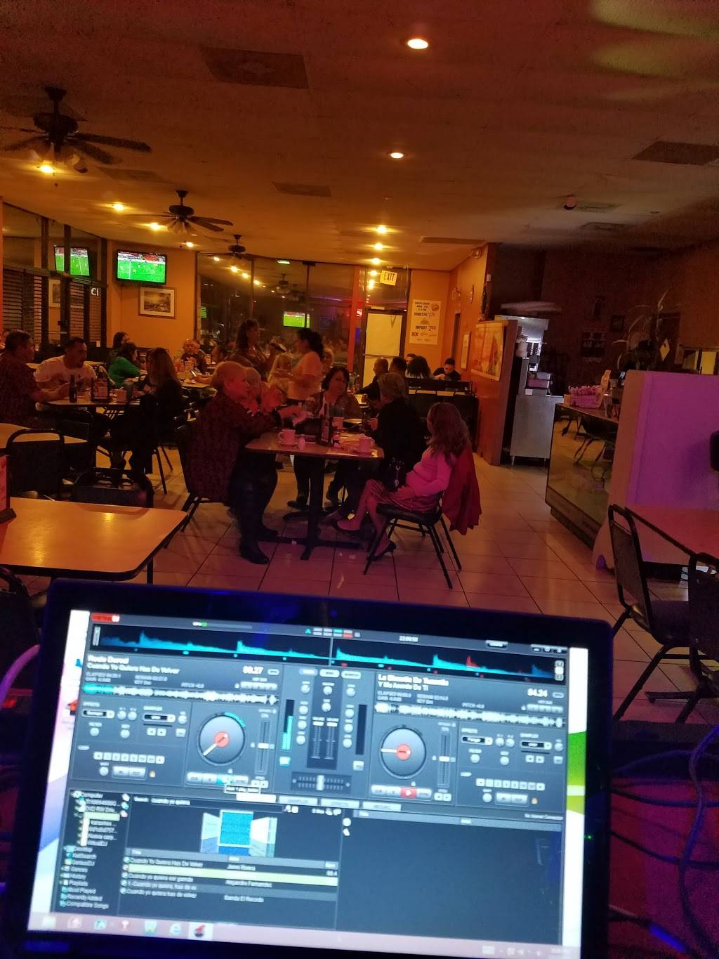 Mi Casa | restaurant | 8766 Research Blvd, Austin, TX 78758, USA | 5123740770 OR +1 512-374-0770