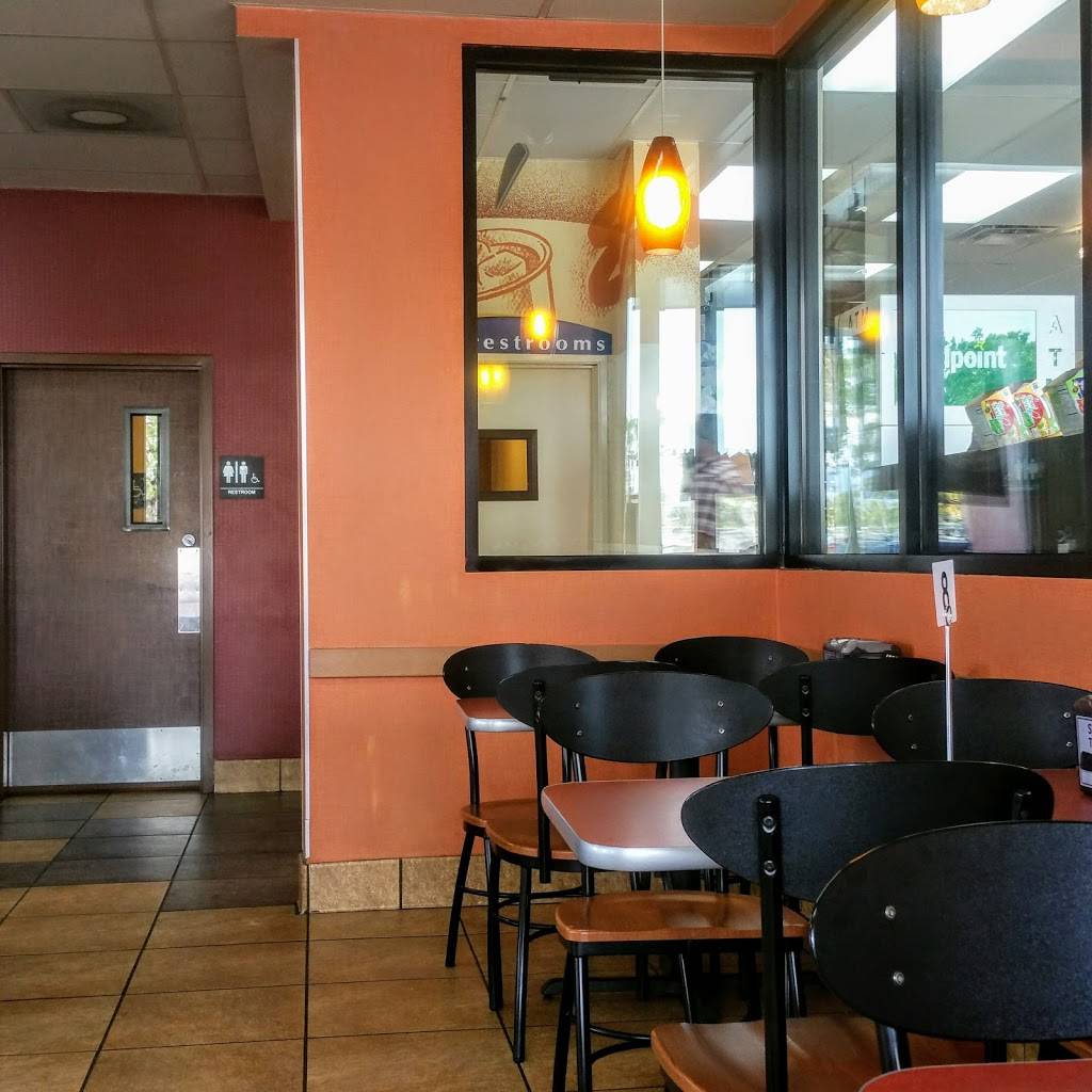 Jack in the Box | restaurant | 1315 Magnolia Ave STE 102, Corona, CA 92879, USA | 9512789764 OR +1 951-278-9764