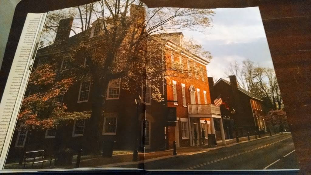 Hale Springs Inn | restaurant | 110 W Main St, Rogersville, TN 37857, USA | 4232725171 OR +1 423-272-5171