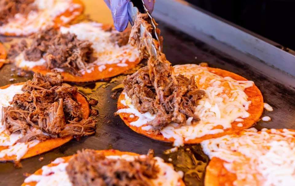 Juanitos Tacos | restaurant | 4438 Compton Ave, Los Angeles, CA 90011, USA | 2132984757 OR +1 213-298-4757