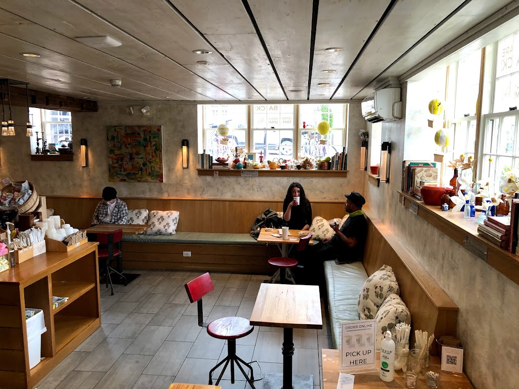 Corner Table Cafe | cafe | 22 Federal St, Nantucket, MA 02554, USA | 5082282665 OR +1 508-228-2665