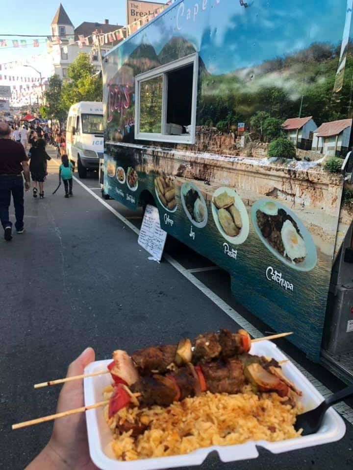 Izzys | restaurant | 72 Spring St, New Bedford, MA 02740, USA | 5089977077 OR +1 508-997-7077