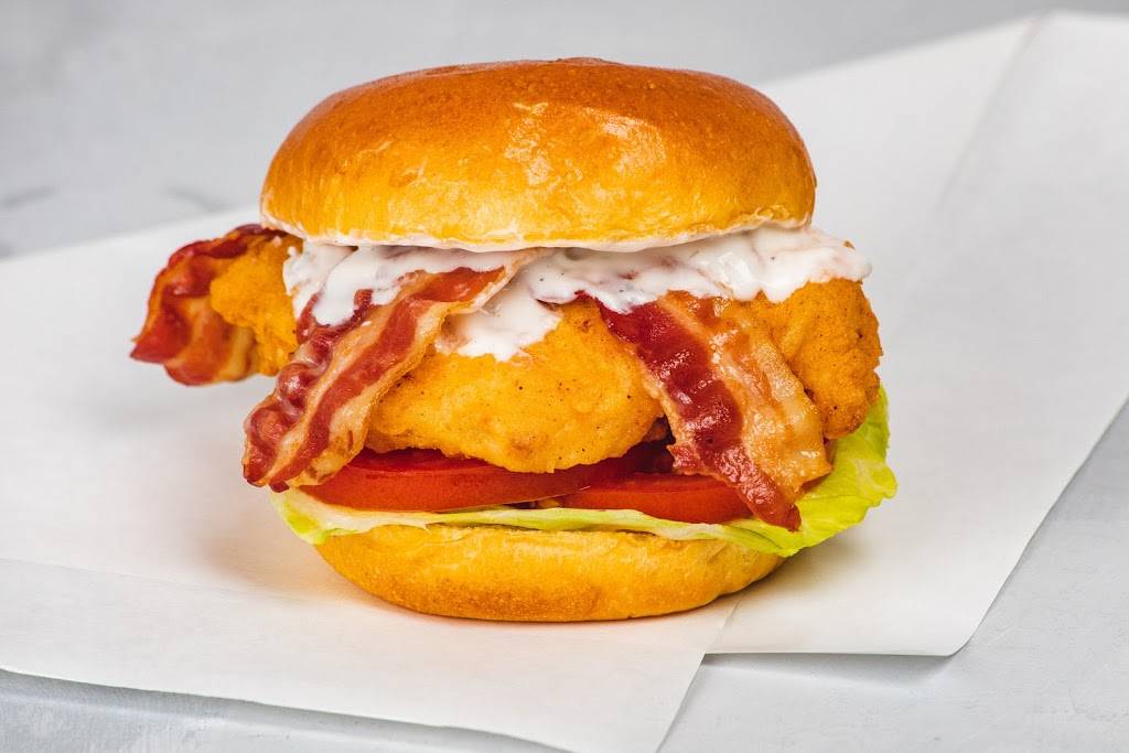 Wings Over Knoxville | restaurant | 1834 Cumberland Ave, Knoxville, TN 37916, USA | 8655008996 OR +1 865-500-8996