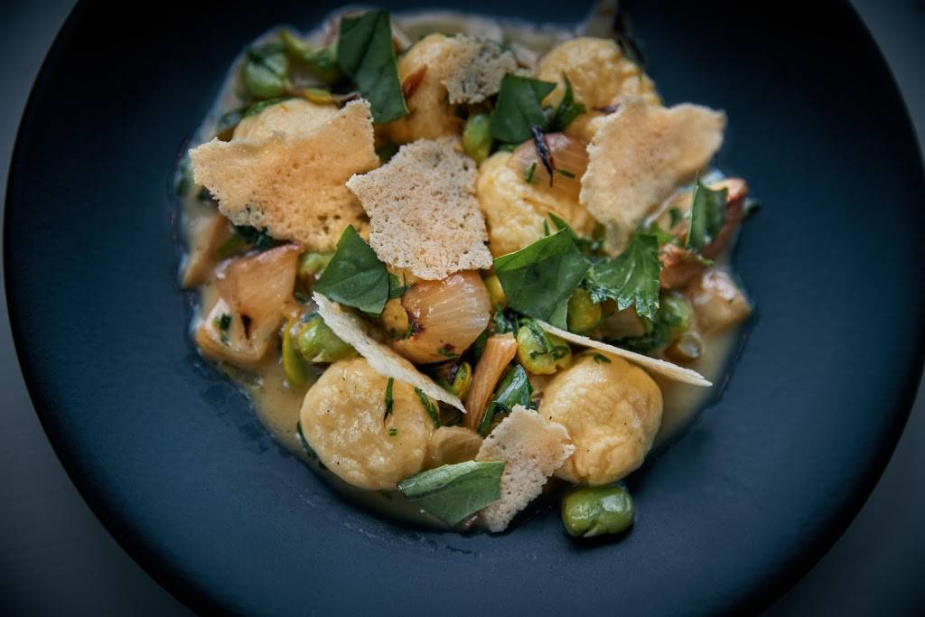 Olly | restaurant | 700 S 5th St, Philadelphia, PA 19147, USA | 2674575319 OR +1 267-457-5319