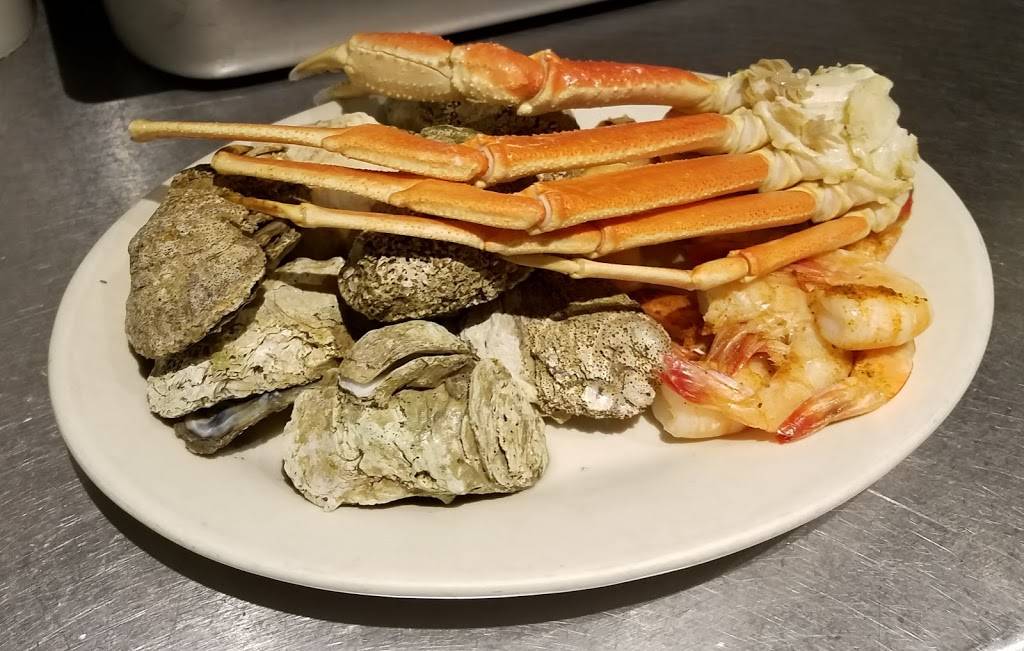 Hueys Restaurant & Oyster Bar | restaurant | 7601 US-70, Mebane, NC 27302, USA | 9195636731 OR +1 919-563-6731