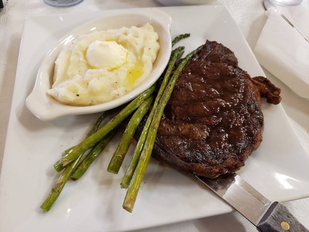 La Hacienda | restaurant | 5 Carl Cannon Ranch Rd, Moriarty, NM 87035, USA | 5052613650 OR +1 505-261-3650