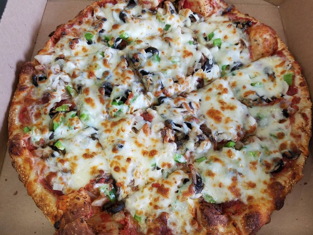 Azitouna Pizza | restaurant | 2920 Martin Luther King Jr Ave SE, Washington, DC 20032, USA | 2025622200 OR +1 202-562-2200