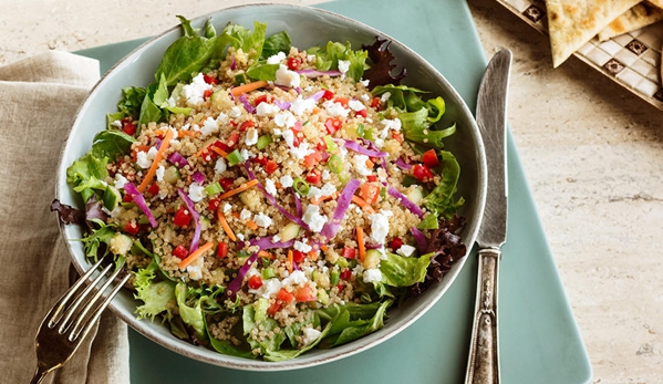 Zoës Kitchen | restaurant | 6044 S Yale Ave, Tulsa, OK 74135, USA | 9184886140 OR +1 918-488-6140