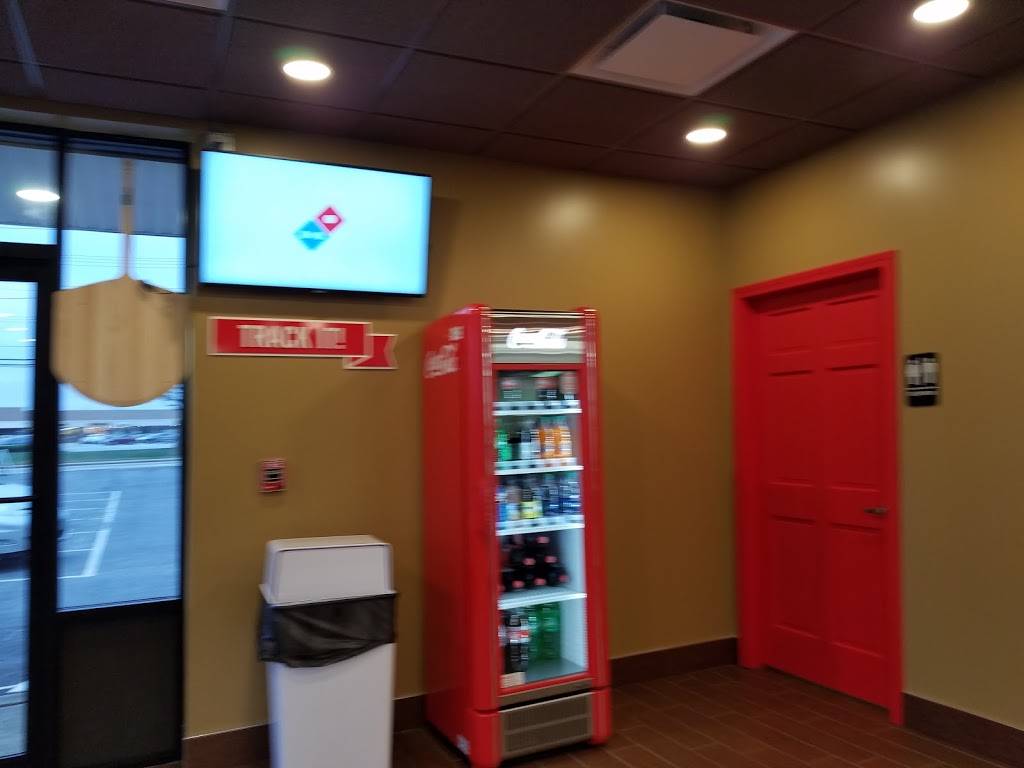 Dominos Pizza | meal takeaway | 1397 W Main Rd, Middletown, RI 02842, USA | 4018495520 OR +1 401-849-5520