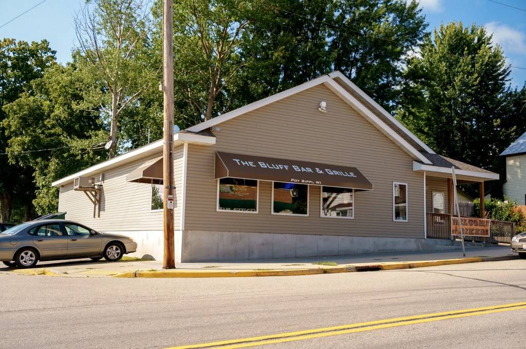 Bluff Bar & Grille | restaurant | N4363 WI-49, Poy Sippi, WI 54967, USA | 9209875665 OR +1 920-987-5665