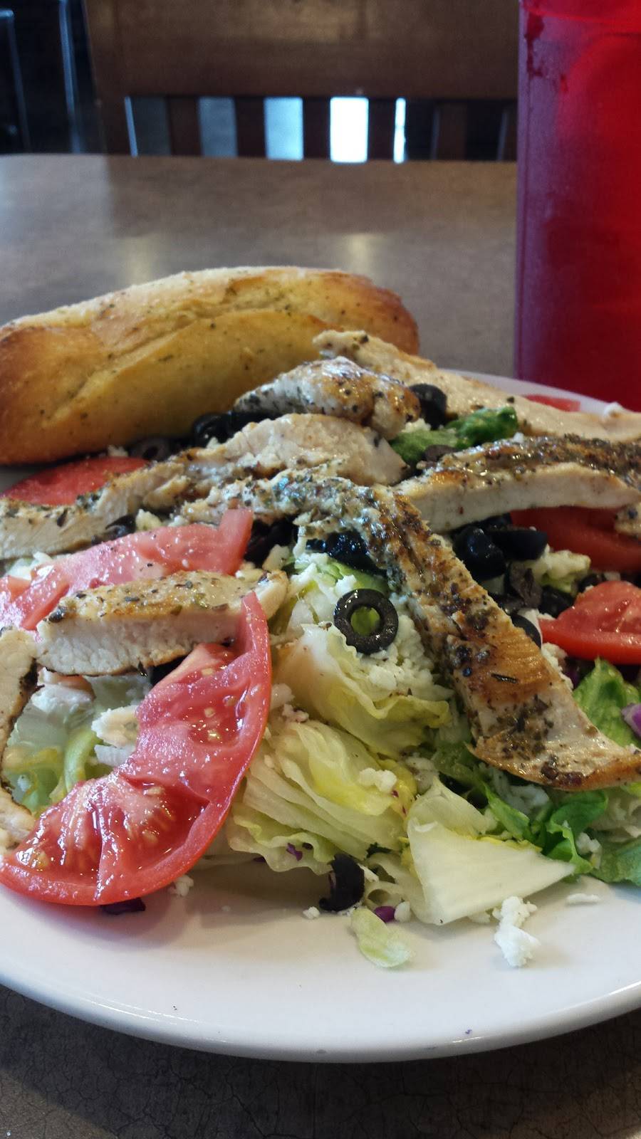 Takis Restaurant | restaurant | 1205 N 14th St, Leesburg, FL 34748, USA | 3527872344 OR +1 352-787-2344