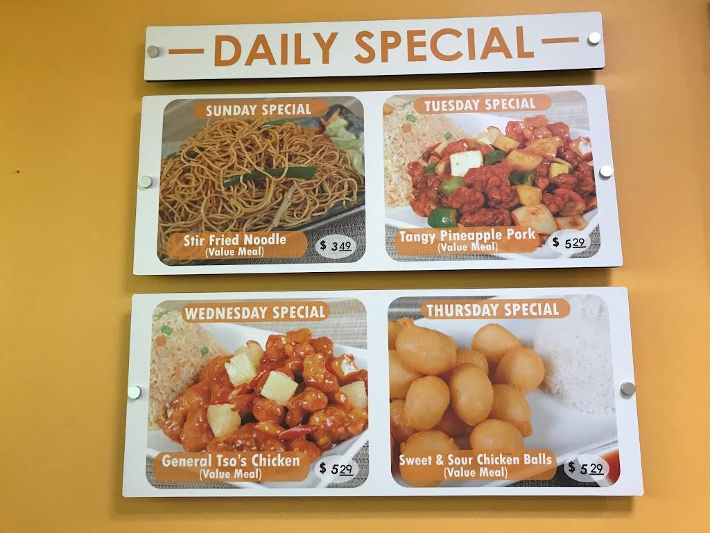 Mr Dumpling | restaurant | 16640 Yonge St, Newmarket, ON L3X 3A1, Canada | 9058361188 OR +1 905-836-1188