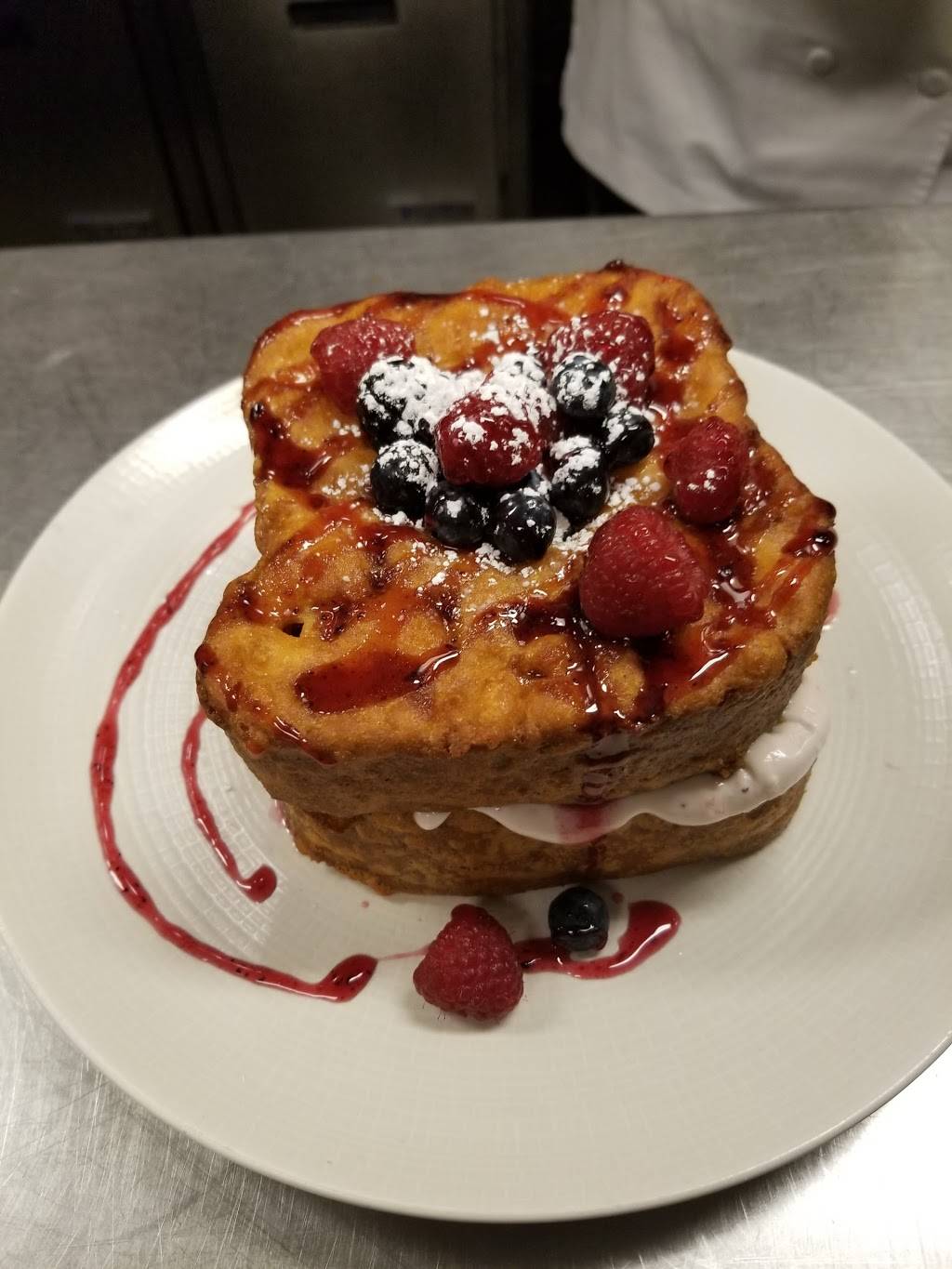 Wolfgang Puck Bar & Grill | restaurant | 10955 Oval Park Dr, Las Vegas, NV 89135, USA | 7022026300 OR +1 702-202-6300