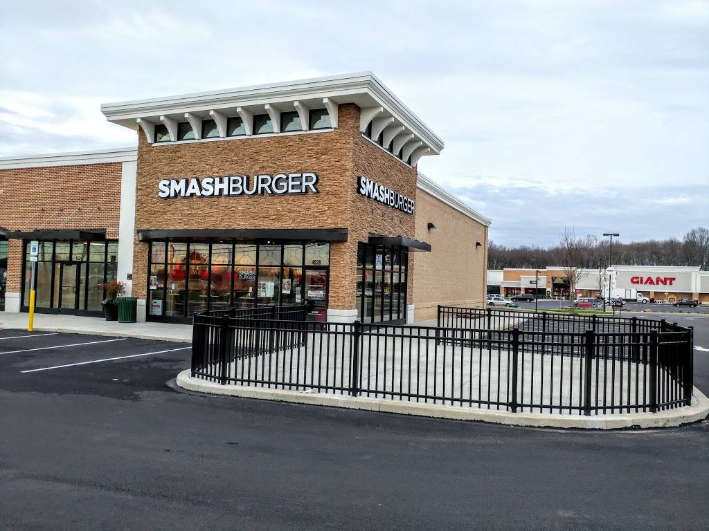Smashburger | restaurant | 4828 Edgmont Ave, Brookhaven, PA 19015, USA | 4844803565 OR +1 484-480-3565