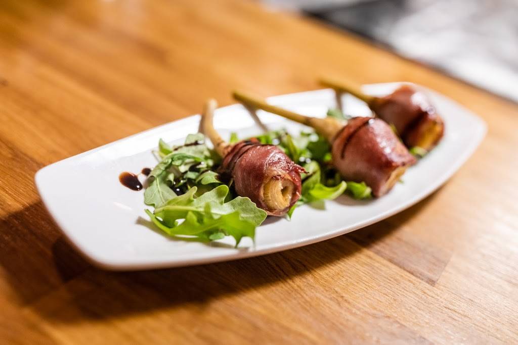 Real Italian Gusto | restaurant | 24 High St, Medford, MA 02155, USA | 7813961656 OR +1 781-396-1656