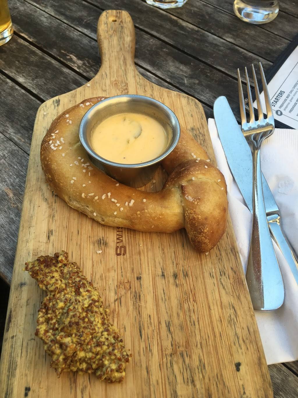 Free House | restaurant | 2700 Bancroft Way, Berkeley, CA 94704, USA | 5106472300 OR +1 510-647-2300