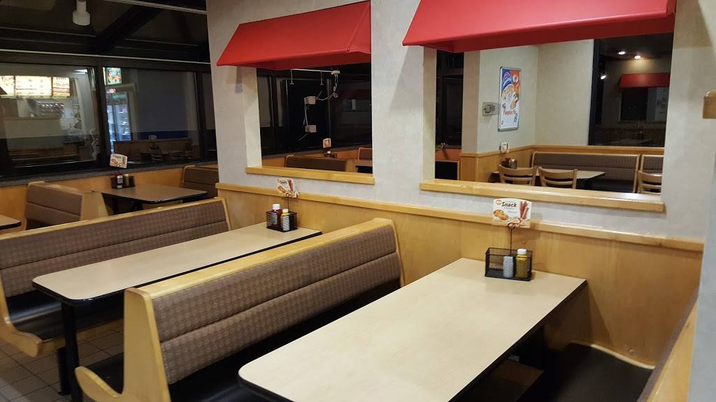 Dairy Queen Grill & Chill | restaurant | 3701 W Old Shakopee Rd Ste 50, Bloomington, MN 55431, USA | 9528844777 OR +1 952-884-4777