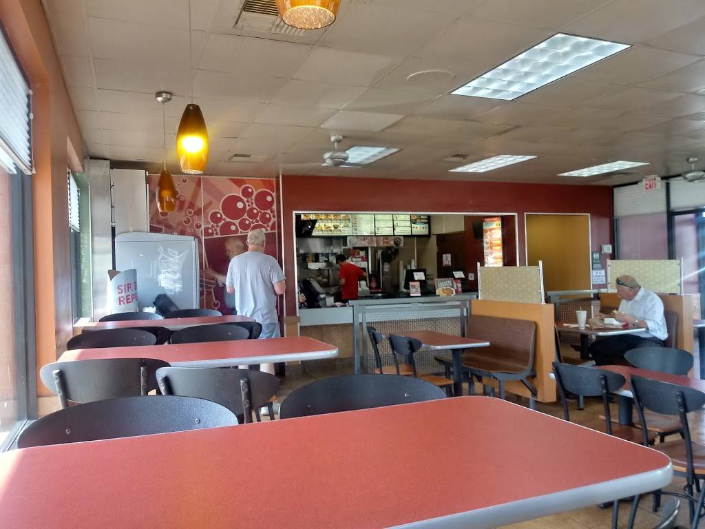 Jack in the Box | restaurant | 7900 S Interstate 35 E, Corinth, TX 76210, USA | 9403210727 OR +1 940-321-0727