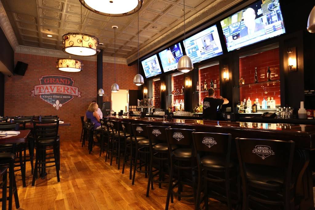 Grand Tavern Livonia | restaurant | 37714 Six Mile Rd, Livonia, MI 48152, USA | 7347445666 OR +1 734-744-5666