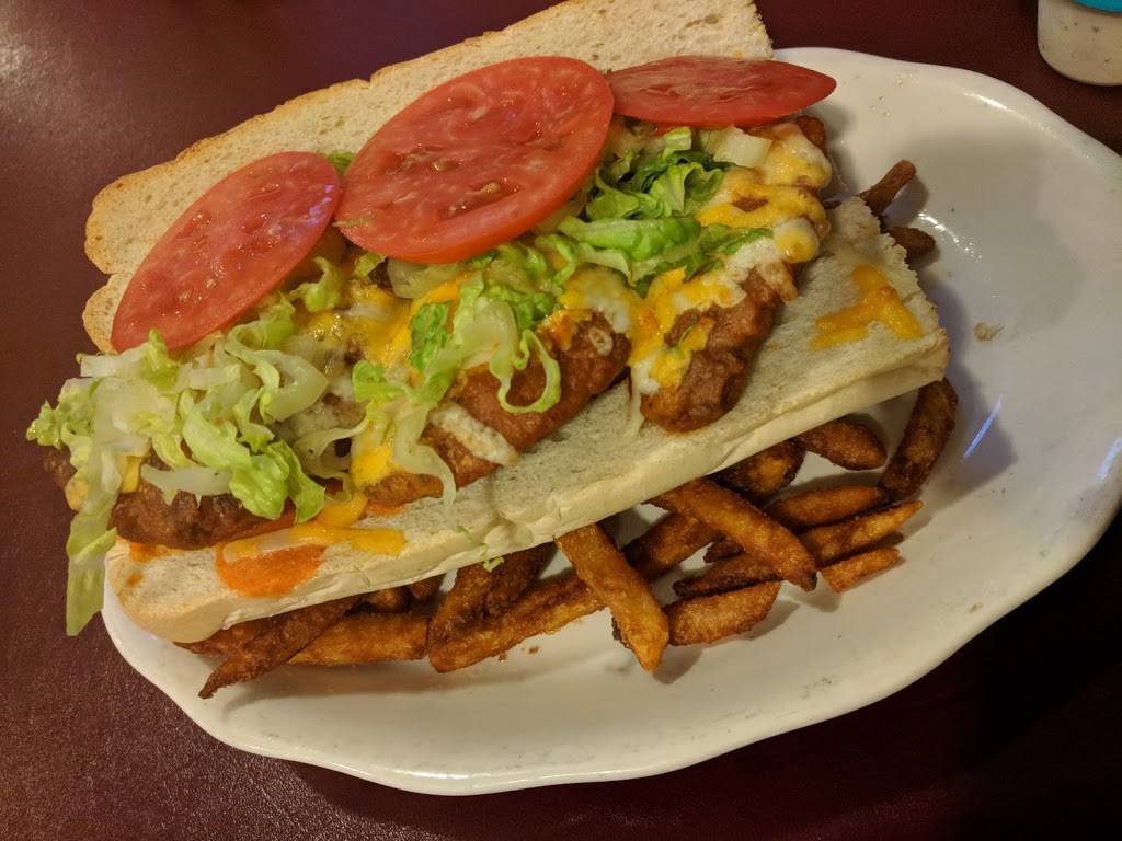 Riccardos | restaurant | 11783 US-441, Belleview, FL 34420, USA | 3526935828 OR +1 352-693-5828