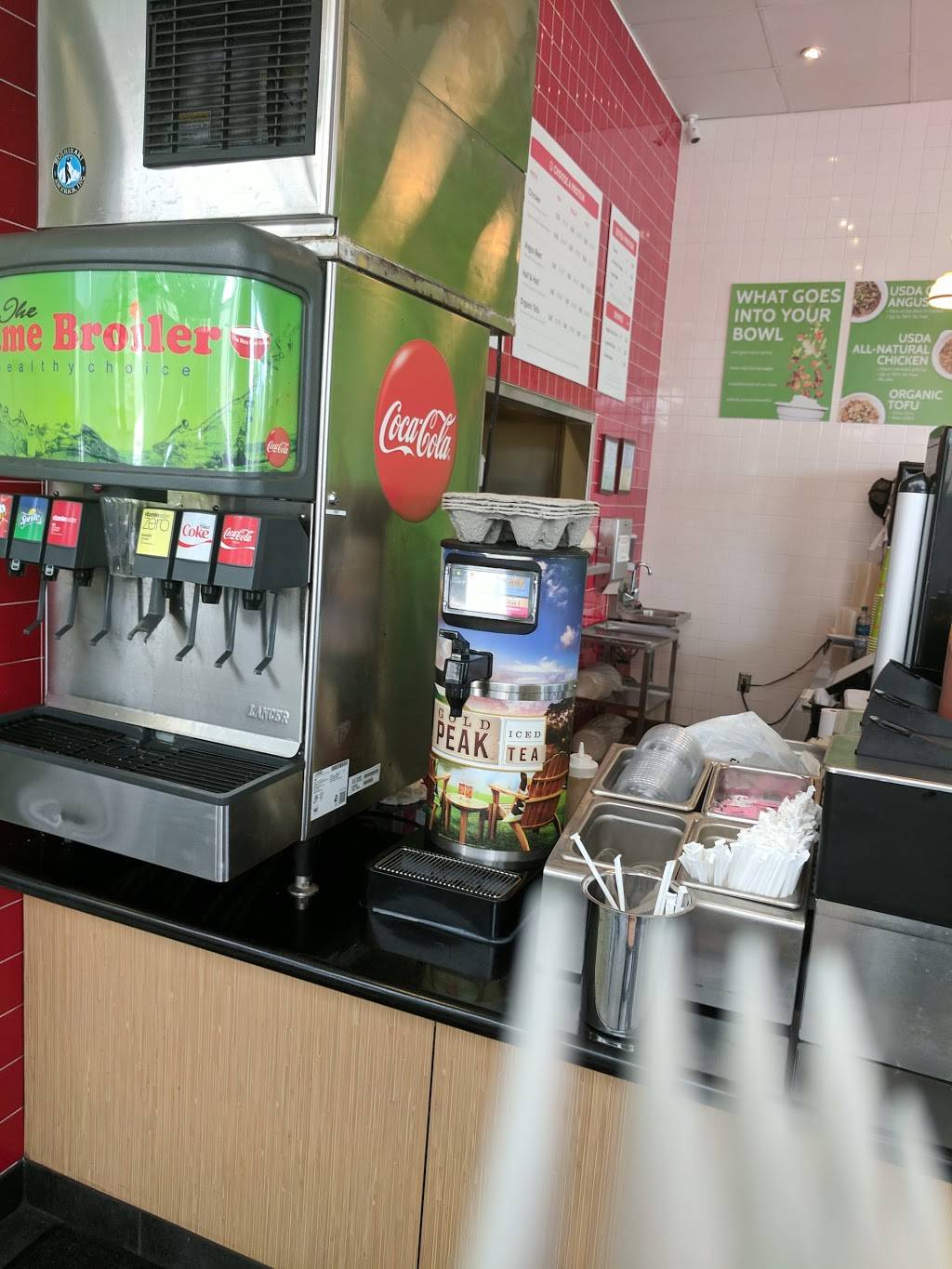 Flame Broiler | restaurant | 5618 Mission Center Rd, San Diego, CA 92108, USA | 6192990118 OR +1 619-299-0118